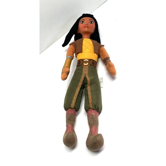Disney Plush Doll Raya and the Last Dragon Talking Doll Talks 15 in Tall - Picture 1 of 3